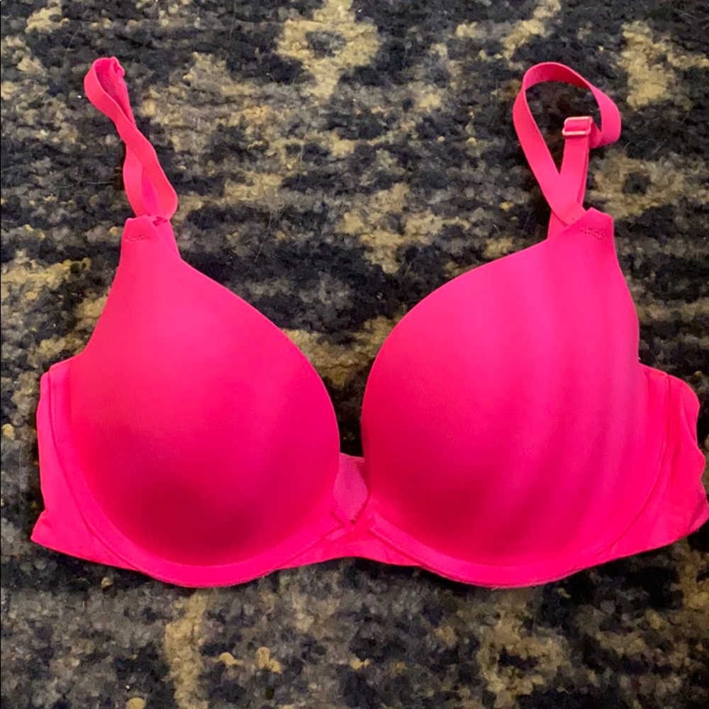 Victoria’s Secret Pink Push-up bra
